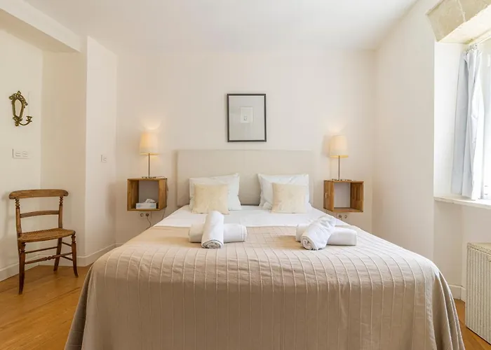 Penthouse Arenal - Boutique Puerta Real Apartment *